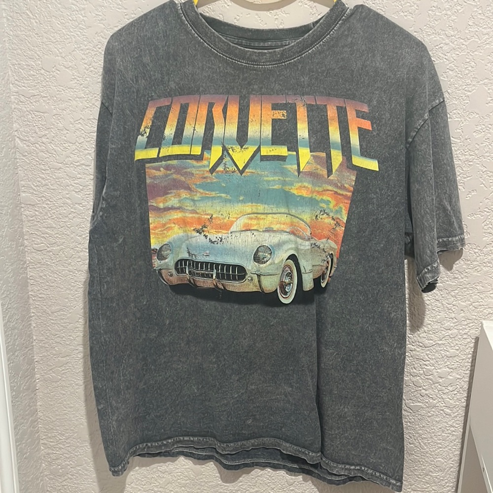 Women’s graphic tee
